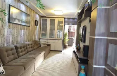 Casa com 3 dormitórios, suíte 4 banheiros e amplo pátio a venda em canoas.