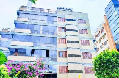 Apartamento de 03 dormitórios, sendo 01 suíte com closet, 02 sacadas e 02 vagas para veículos no bairro centro