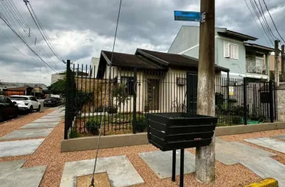 Casa térrea com 02 dormitórios no moinhos de vento/canoas