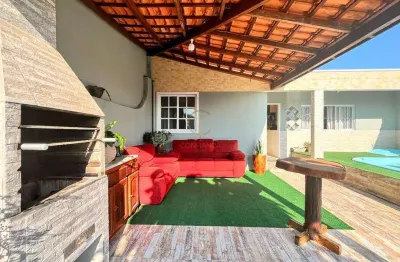 Ótima casa de 02 dormitórios com piscina semi mobiliada no bairro estância velha