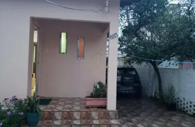 Casa à venda na rua joaquim nabuco, 683, fátima, canoas, 20 m2 por r$ 530.000