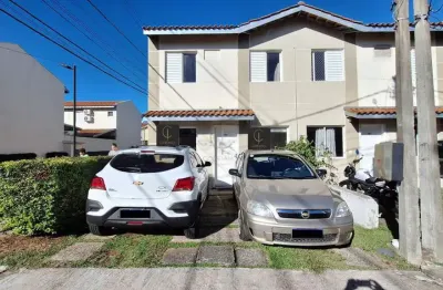 Sobrado com 03 dormitórios, em condomínio, no igara em canoas