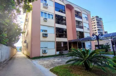 Apartamento amplo de 03 dormitórios, sendo uma suíte , sacada e 01 vaga para veículo no bairro centro