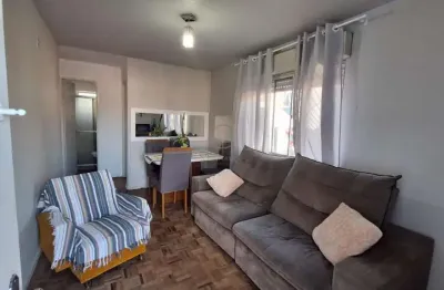 Casa  com 02 dormitórios, no bairro granja esperança, em cachoeirinha