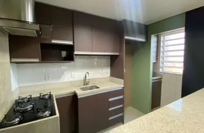Apartamento 02 dormitórios, 01 vaga para veículo no bairro centro