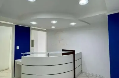 Galeria center 15 ampla loja/sala comercial no centro