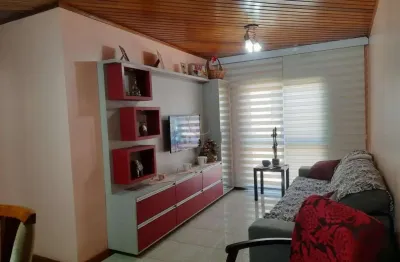 Apartamento amplo, 2 dormitórios, vaga coberta, centro de canoas.