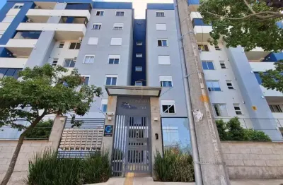 Lindo apartamento com 2 dormitórios, sacada, elevador, vaga coberta, bairro olaria