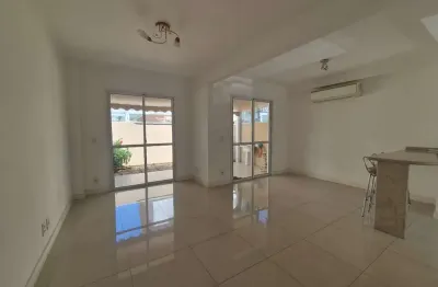 Sobrado em condominio com 3 quartos, suite, 2 vagas de garagem - bela vista  canoas/rs