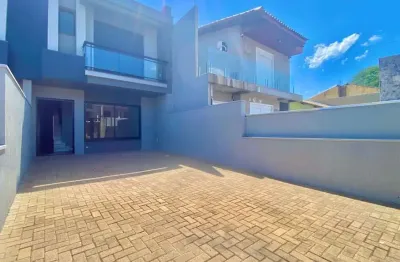 Sobrado 03 dormitórios-sendo 01 suite - piscina - quoosque no harmonia- canoas