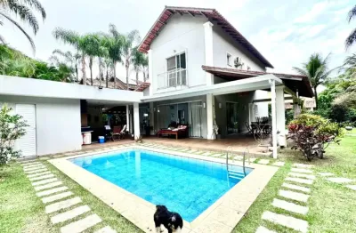 Casa em condominio de alto padrão em vargem grande! 4 quartos com 4 suites
