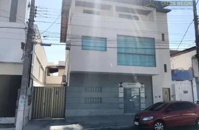 Casa comercial/residencial com 5 quartos em bairro de fátima