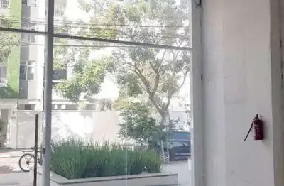 Loja 44m² e pé direito duplo em jardim camburi ao lado do shopping norte sul