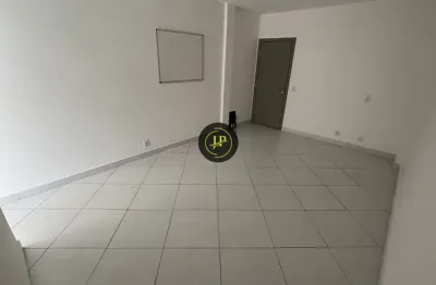 IMPERDÍVEL SALA 50m² COM EXCELENTE LOCALIZAÇÃO NA MATA DA PRAIA