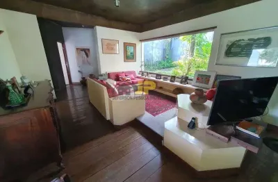 Casa duplex de 4 quartos com suíte com area de 521m² na ilha do boi !