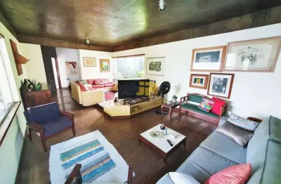 Casa duplex de 4 quartos com suíte com area de 521m² na ilha do boi !