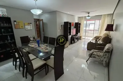 Apartamento com duas varandas e 04 quartos/2 suítes, 2 vagas de garagem na praia da costa