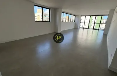 Excelente apartamento de 4 suite e 4 vagas, no coração da praia do canto