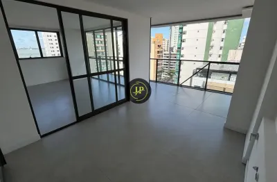 Excelente apartamento de 4 suite e 4 vagas, no coração da praia do canto
