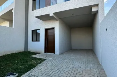 Lindo sobrado a venda em araucária - barrio iguaçu excelente localização  e um ótimo investimento para seu novo lar
