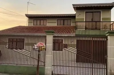 Sobrado à venda em araucária – bairro cachoeira | 200m² construídos em terreno de 685m²