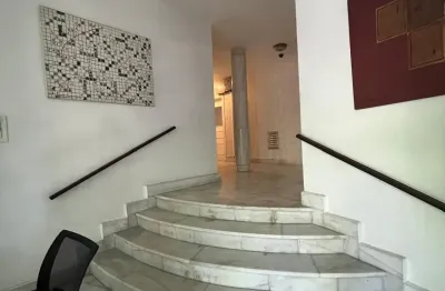Alugo lindo apto de 2 quartos + dependências na rua dias ferreira com venâncio flores - rs 6.000,00