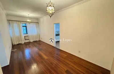 Boqueirão, vista livre, apartamento charmoso a poucos passos da praia, vaga de garagem demarcada e livre.