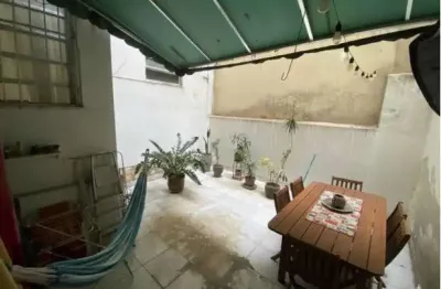 Souza lima. quadra da praia, ótimo apto com área externa e modernizado