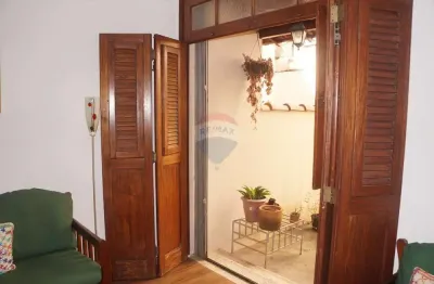 Apartamento térreo à venda de 78 m², com 3 quartos, sendo 1 suíte, em são cristóvão no rio de janeiro