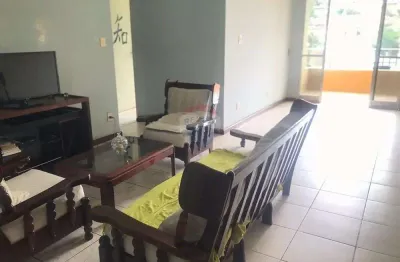 Apartamento amplo de 93 m³ à venda na penha circular – com 2 quartos, varanda e dependência completa . 200 mil