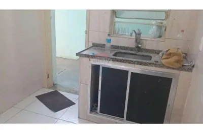 Casa de vila com 2 quartos, à venda, bem localizada no centro de nilópolis - rj