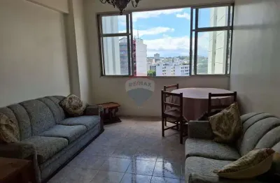 Apartamento a venda de 68 m² com janelões, 2 quartos, depend. comp. e vaga no estácio.