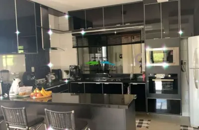 Casa à venda em santo ângelo-rs, bairro pascotini, 2 quartos, 1 sala, 1 banheiro, piscina, 2 vagas de garagem, 140,00 m². confira!