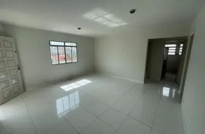 Apartamento com 2 quartos para alugar no Jardim Santa Mena, Guarulhos 