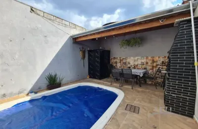 Casa com 2 quartos à venda na Rua Mário Scarvance, 133, Centro, Vargem Grande Paulista