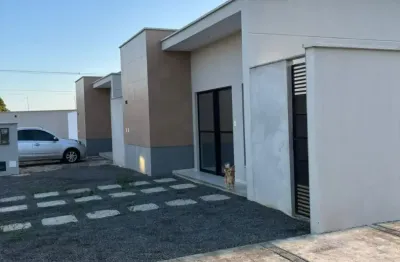 Casa em Condomínio – 2 Quartos (1 Suíte) em Condomínio Fechado +  Taxas Inclusas