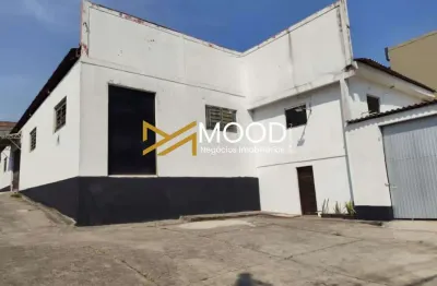 Galpão para locação no bairro parque novo horizonte, localizado na cidade de itaquaquecetuba / sp, ponto de referência shopping itaqua.  possui; amplos escritórios, 4 banheiros, 5
