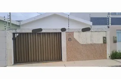 Vende-se casa – bairro luzia excelente localização -venha morar bem!