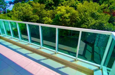 Apartamento de 2/4 com dependência completa, mobiliado em alphaville