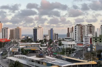 Apartamento de 2/4 com vista mar, no melhor do itaigara. infraestrutura completa.