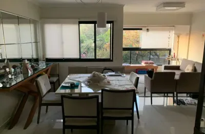 Apartamento de 118m², 4 dormitórios (2 suítes), mobiliado e equipado, 3 vagas