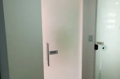 Sala comercial em santana, com recepção e 1 sala, 2 banheiros, 1 vaga