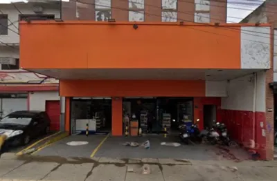 Excelente salão comercial com 325 m² de área útil, excelente para o seu negócio
