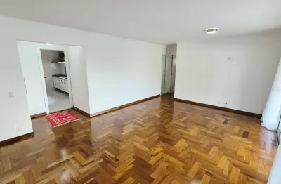 Excelente apartamento com 4 dormitórios e 2 suítes no bairro jardim