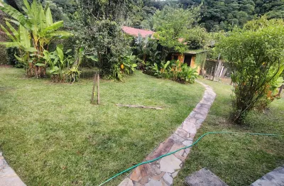 Linda Casa de 250 m² em Terreno de 1.500 m² no Litoral Norte de SP