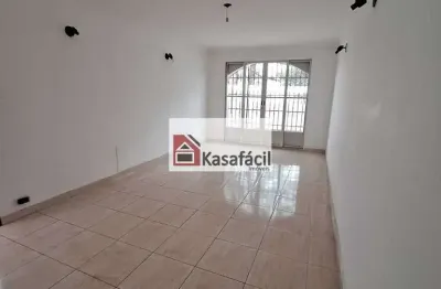 Casa com 3 dormit[orios, uma suíte, para alugar na vila mascote!!!!