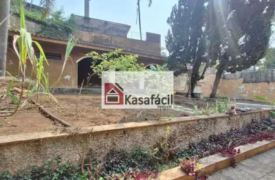 Casa  para a venda no jardim marajoara com um belo terreno!!!