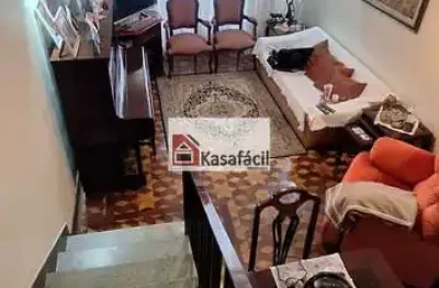 Casa padrão com 2 dormitórios, edícula, 2 vagas no planalto paulista!