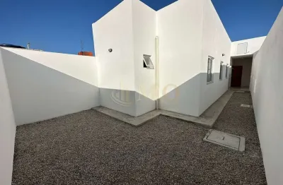 Casa à venda no jardim bandeirantes: 78m², 2 quartos, 1 suíte, 2 banheiros por r$210.000. confira!