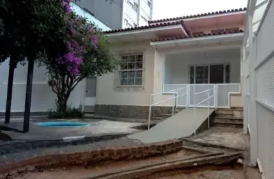Casa comercial com 3 salas para alugar na rua dos aimorés, 2990, barro preto, belo horizonte, 360 m2 por r$ 20.000